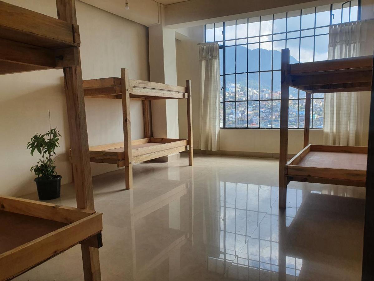 Mechueki Backpacker Hostel By Trulynaga Kohima ภายนอก รูปภาพ