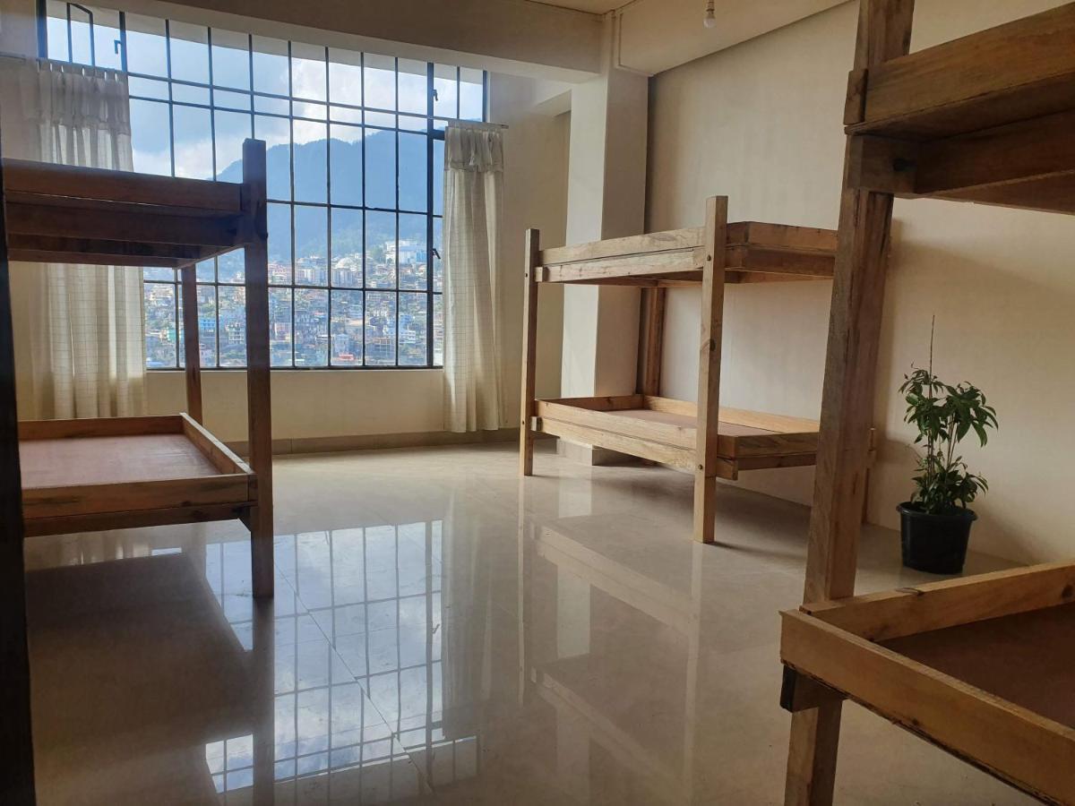 Mechueki Backpacker Hostel By Trulynaga Kohima ภายนอก รูปภาพ